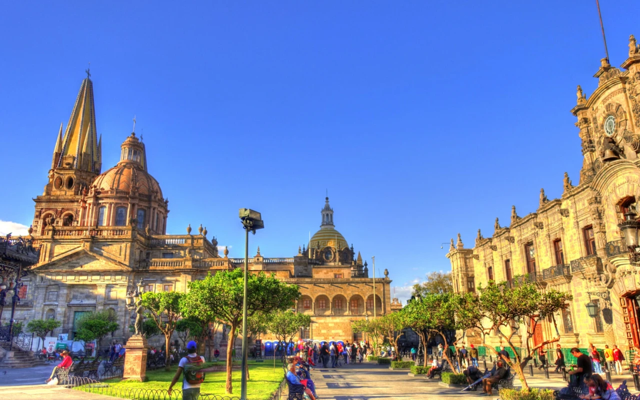 12. Les Villes Coloniales
