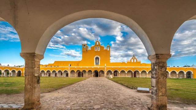 izamal yucatan alentours de merida 
